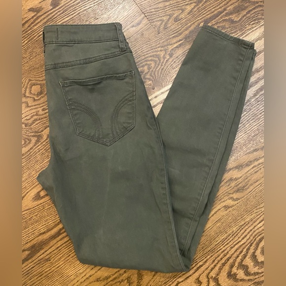 Hollister High Rise Super Skinny Jeans Classic Stretch Green Denim Size 3R - Picture 1 of 8